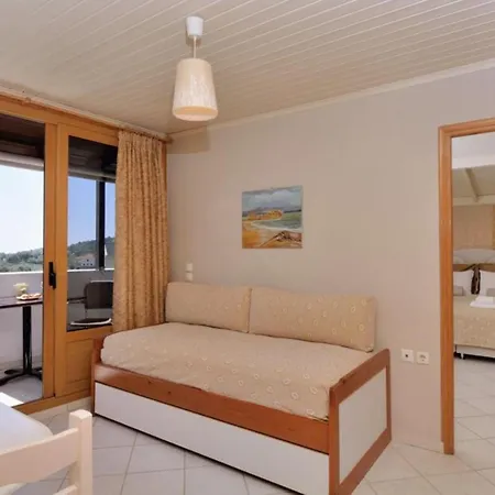 Bella Vista And Aparthotel Lixouri
