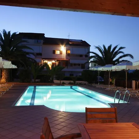 Aparthotel Bella Vista And 3*